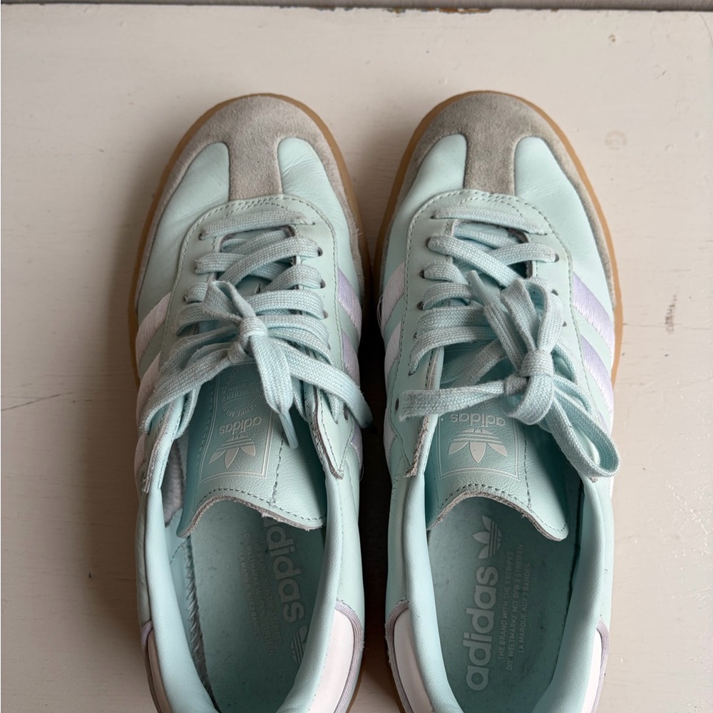 Adidas Samba Shoe- Almost Blue / Cloud White / Silver Metallic Women's US Size 8 - Picture 3 of 9